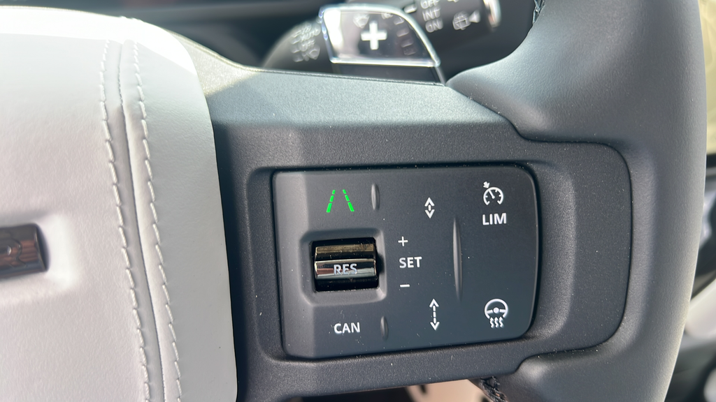 New 2026 Gray Land Rover  OCTA image 32