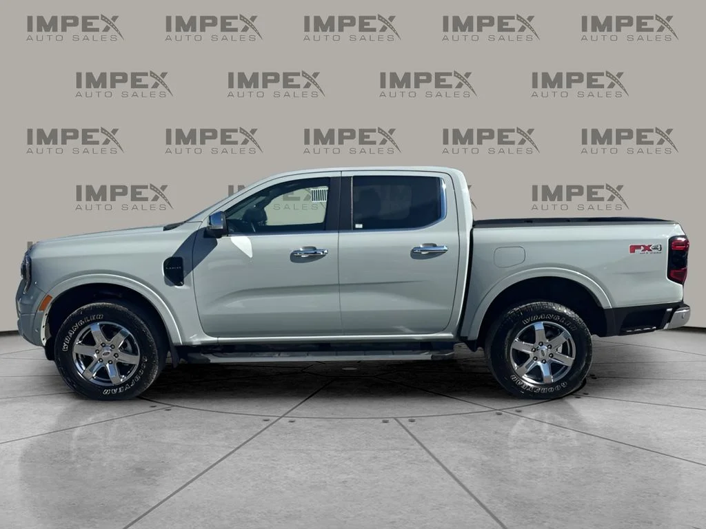 Used 2024 Green Ford Lariat image 2