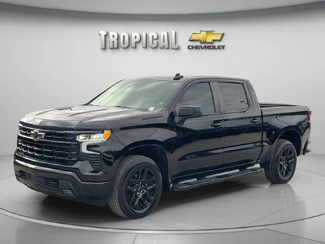 Used 2023 BLACK Chevrolet RST image 1