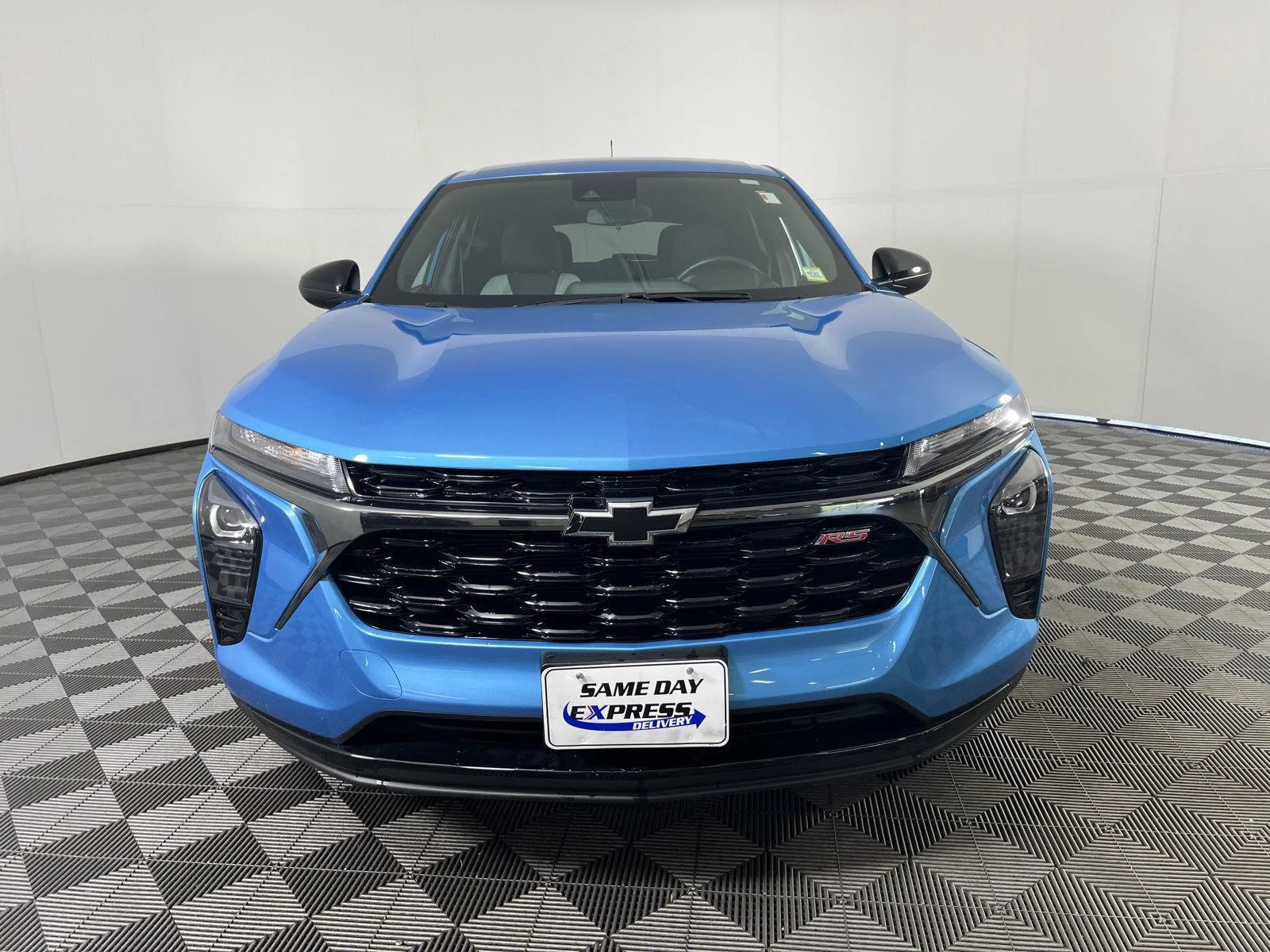 Used 2025 Marina Blue Metallic Chevrolet 1RS image 28