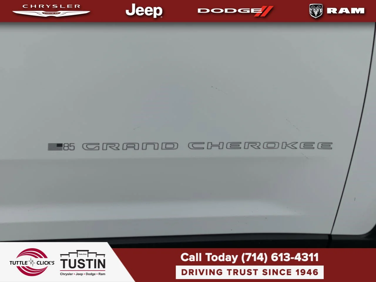 New 2026 Bright White Clear-Coat Exterior Paint Jeep 85th Anniversary Edition image 14