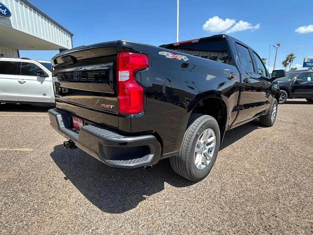 Used 2026 Black Chevrolet RST image 7