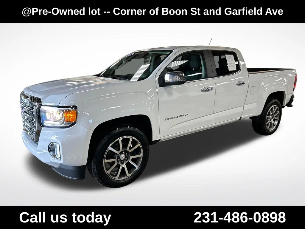 Used 2021 White GMC Denali image 1
