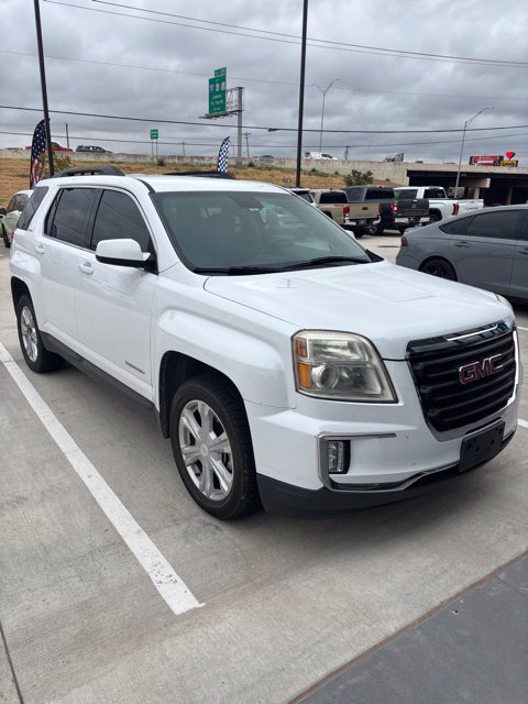 Used 2017 White GMC SLE-2 image 1
