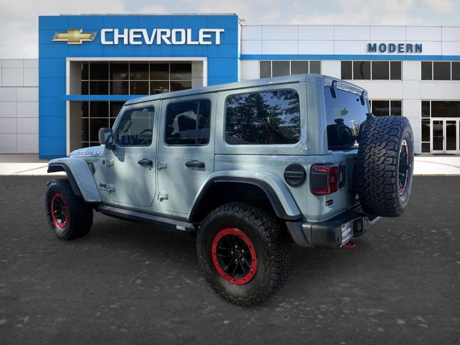 Used 2024 Earl Clearcoat Jeep Rubicon X image 3