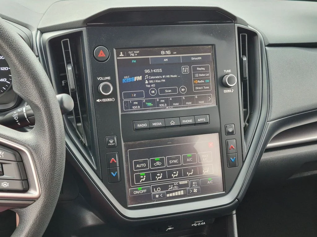 Used 2024 Ice Silver Metallic Subaru Base image 15
