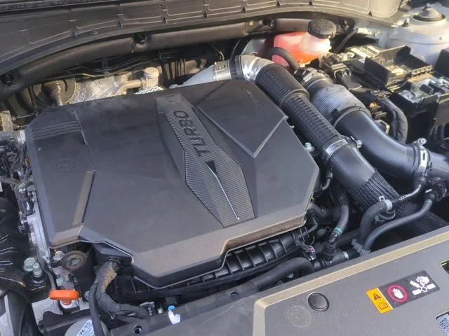 Used 2024 Silver Hyundai SEL image 25