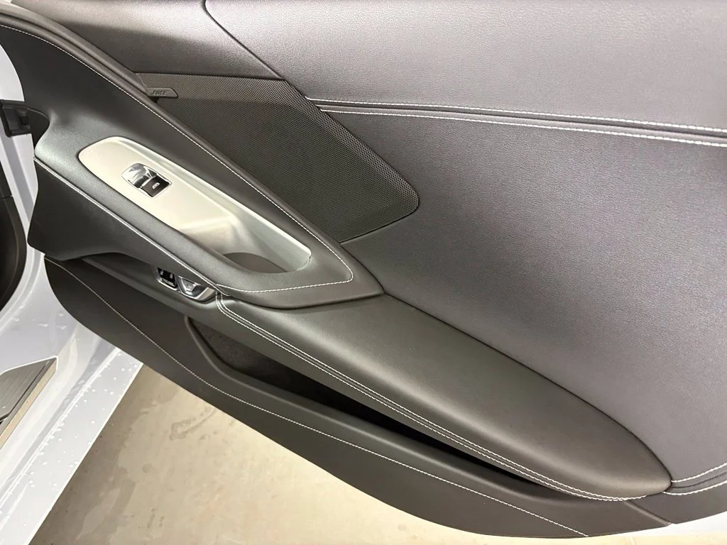 Used 2024 White Chevrolet Stingray image 43