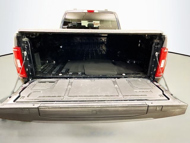 Used 2022 Blue Ford XLT image 24