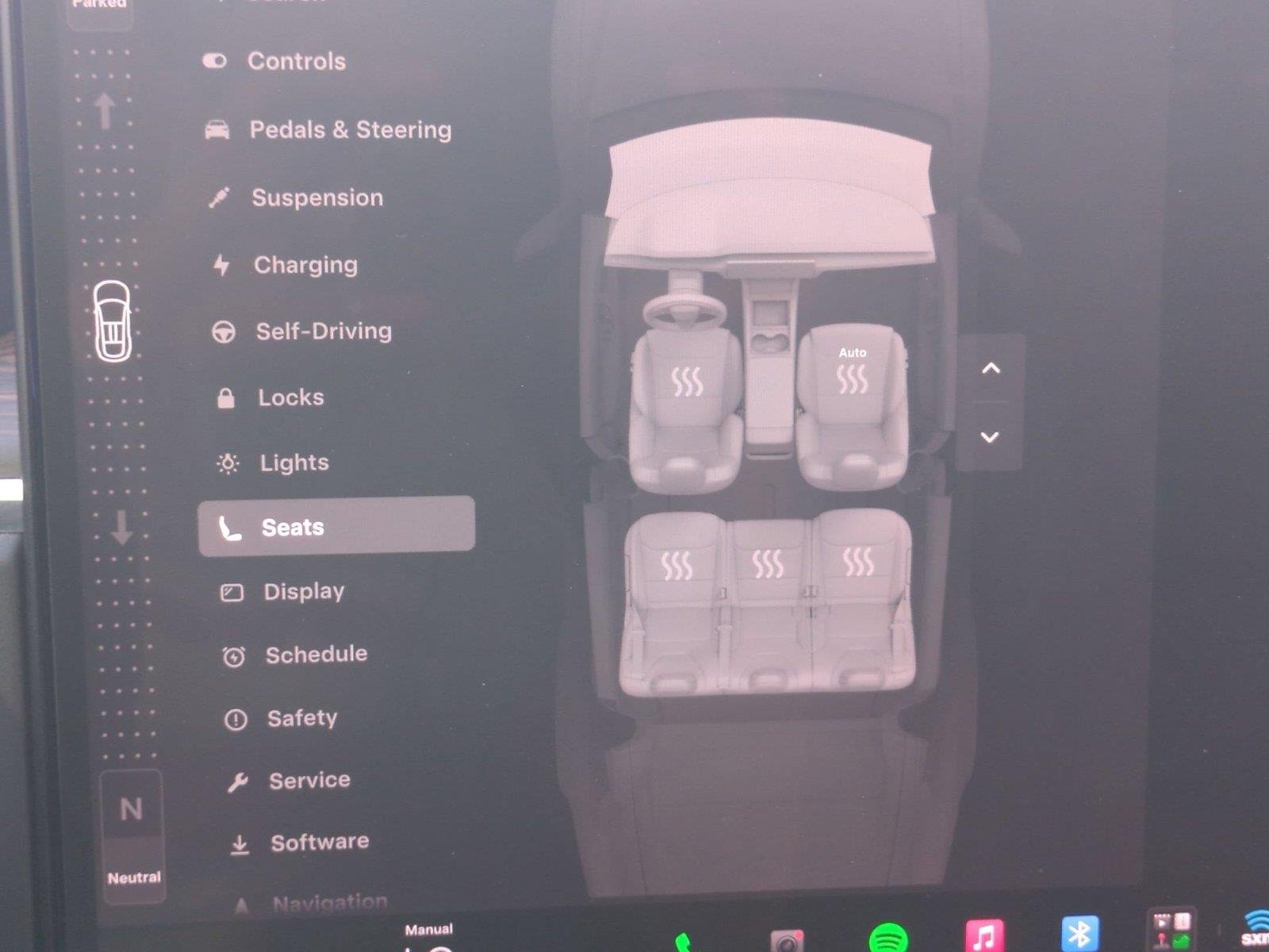 Used 2024  Tesla  image 28