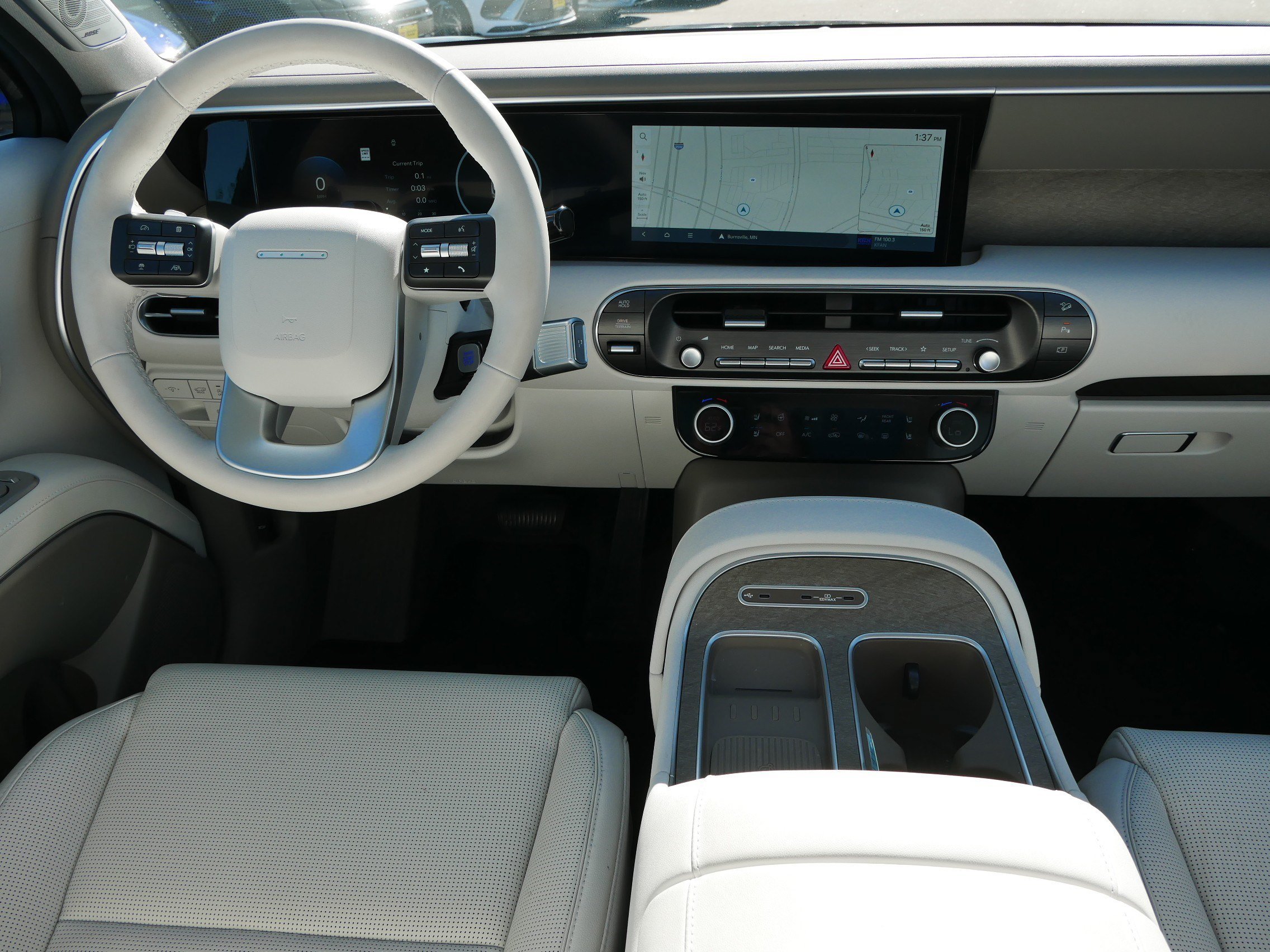 2026 Hyundai Palisade Limited - Photo 10