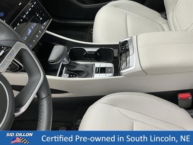 Used 2024 Black Pearl Hyundai SEL image 14