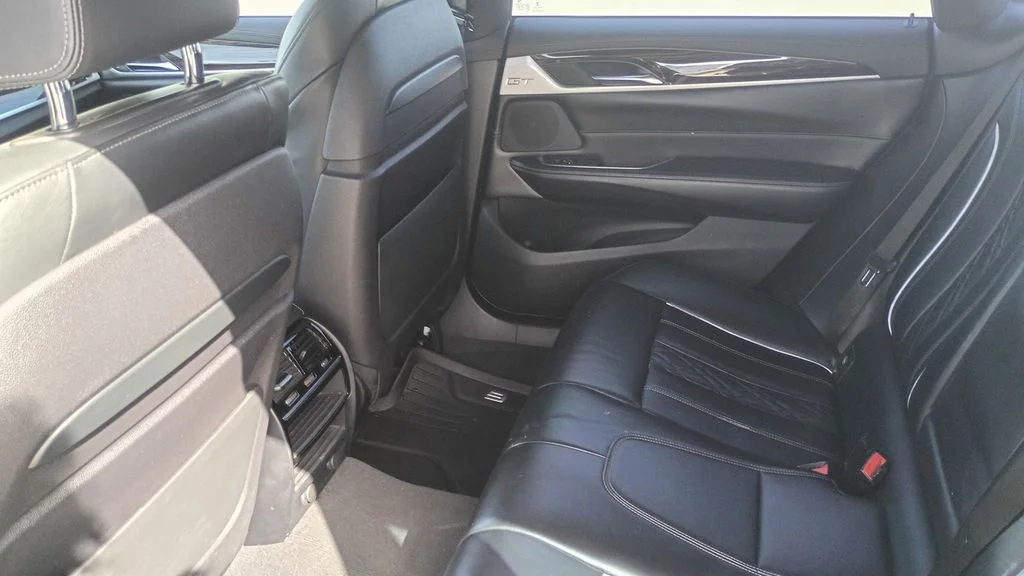 Used 2019 Black BMW 640 Gran Turismo i xDrive image 23