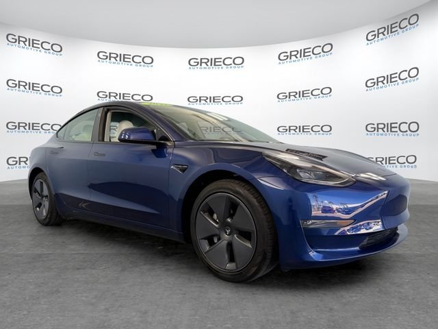 2023 Tesla Model 3 -'s photo