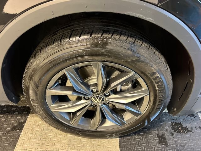 Certified Used 2023 Black Volkswagen 2.0T SE image 9
