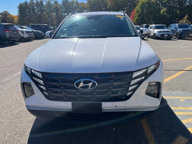 Used 2023 White Hyundai SEL image 8