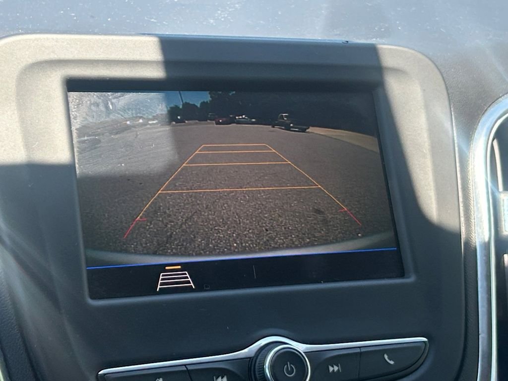 Used 2021 Silver Chevrolet LT image 21
