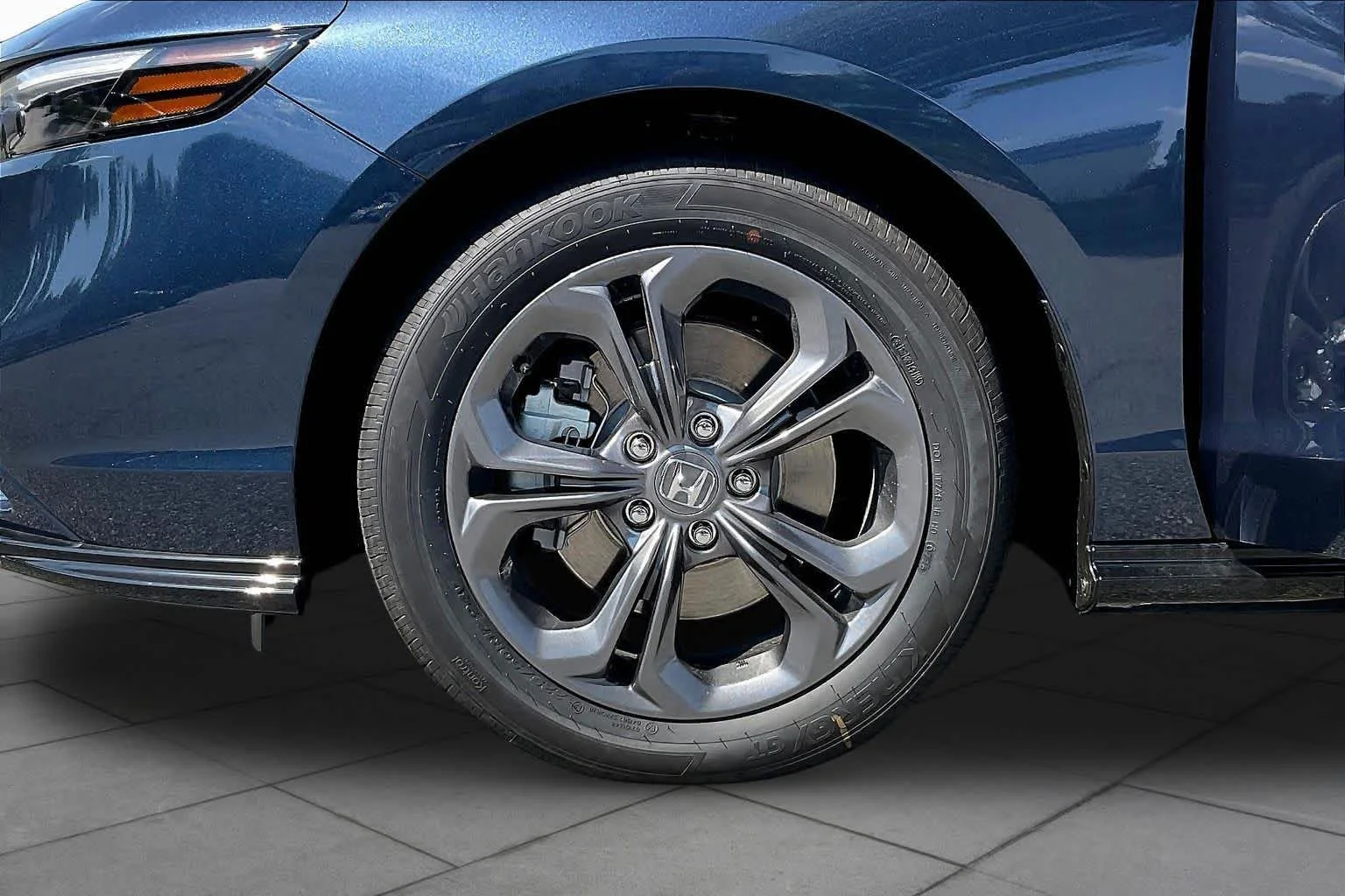 New 2026 Canyon River Blue Metallic Honda EX-L image 11