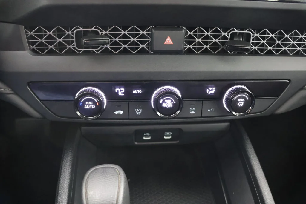 Used 2024 Meteorite Gray Metallic Honda LX image 15