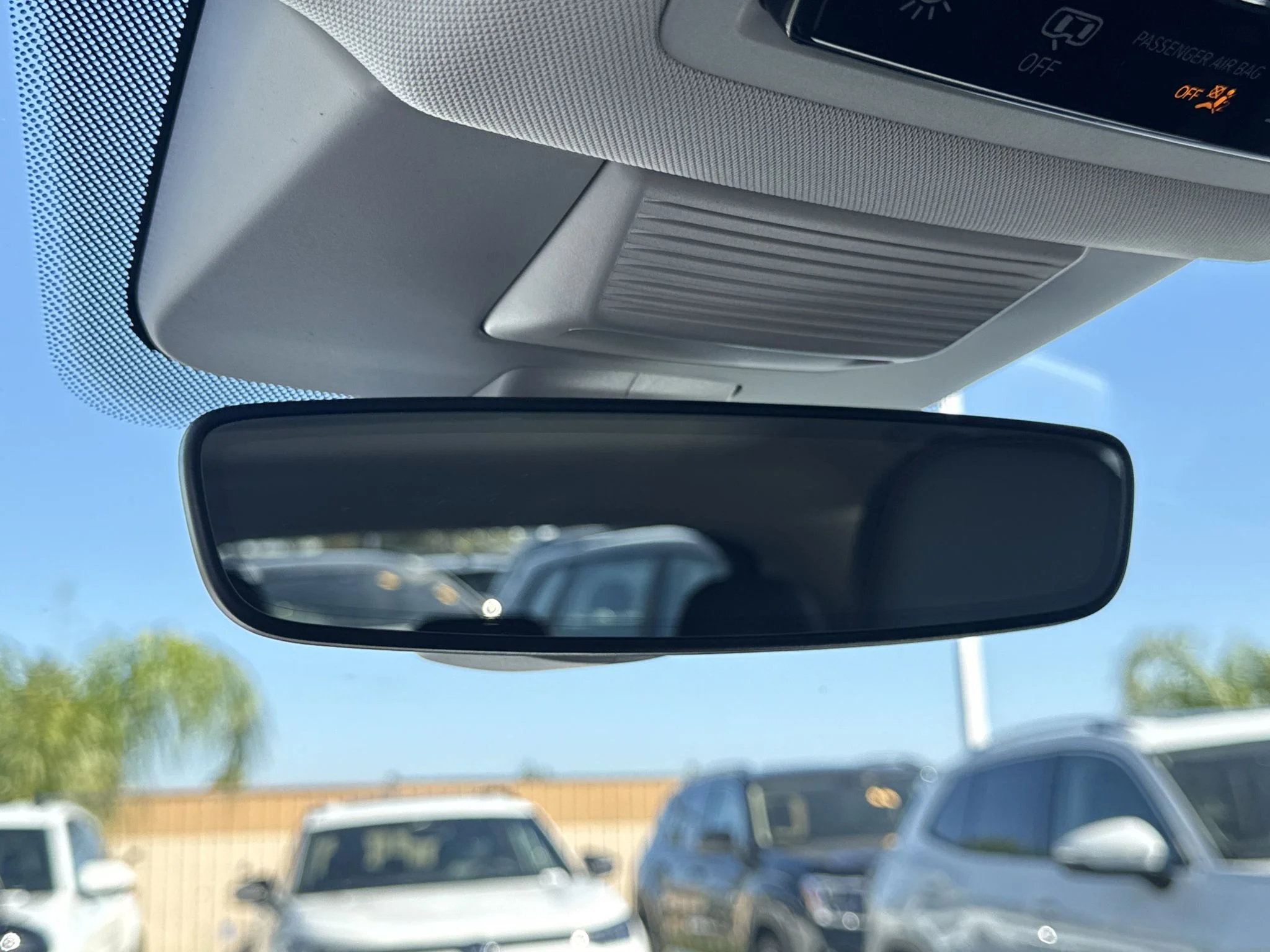 New 2026 Pure White Volkswagen SE image 29