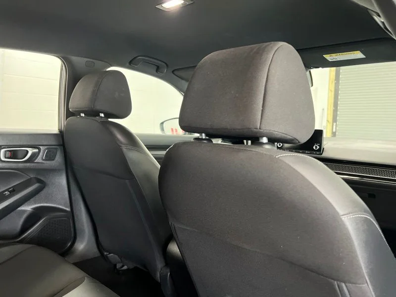Used 2023  Honda Sport image 11