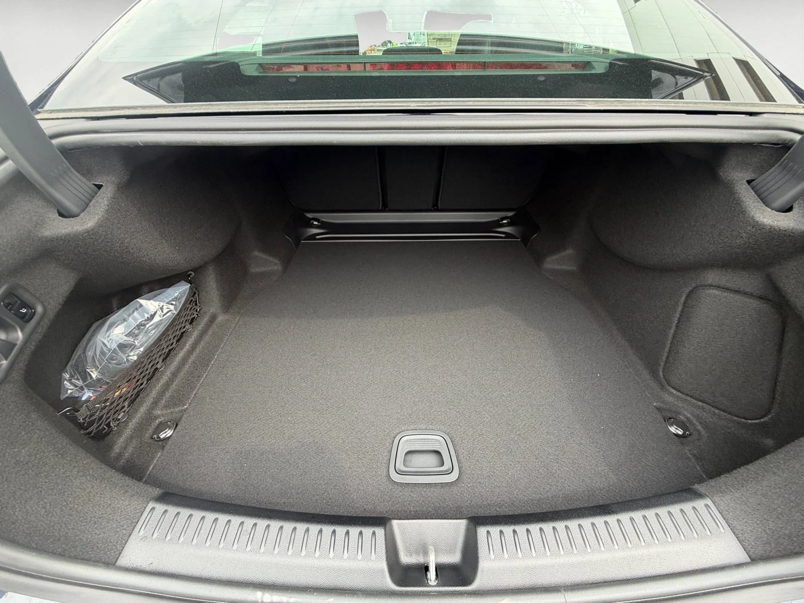 New 2026 Blue Mercedes-Benz E 350 image 19