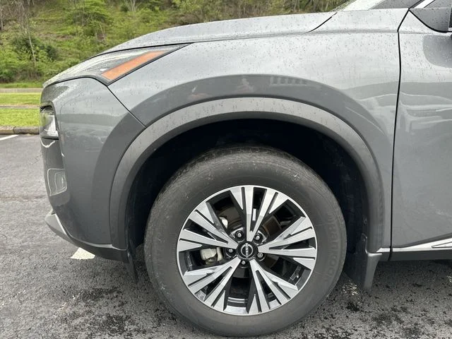 Used 2023 Gray Nissan SV image 20