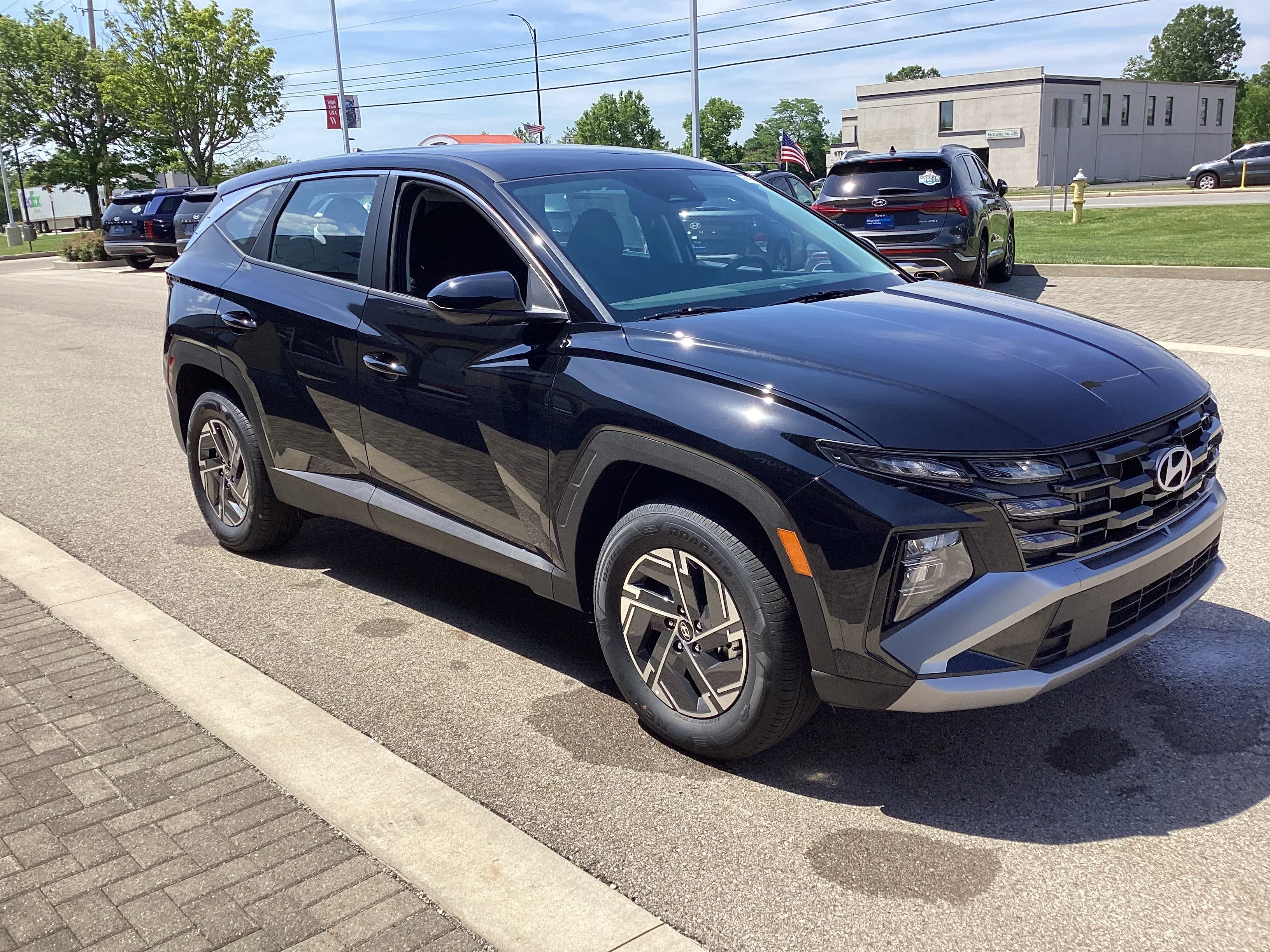New 2026 Ash Black Hyundai Blue SE image 3