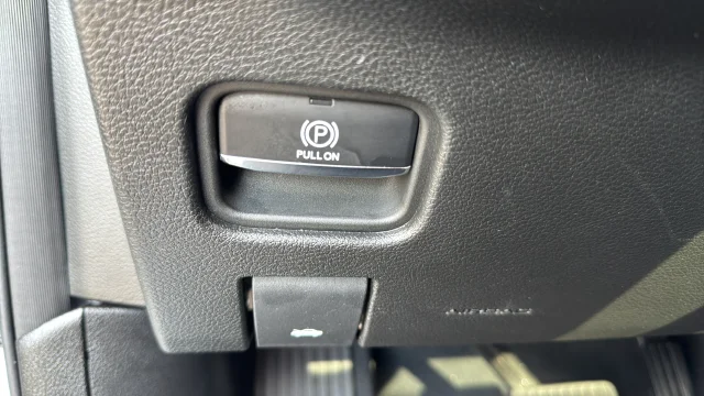 Used 2024 Bright White Clearcoat Jeep Limited image 32