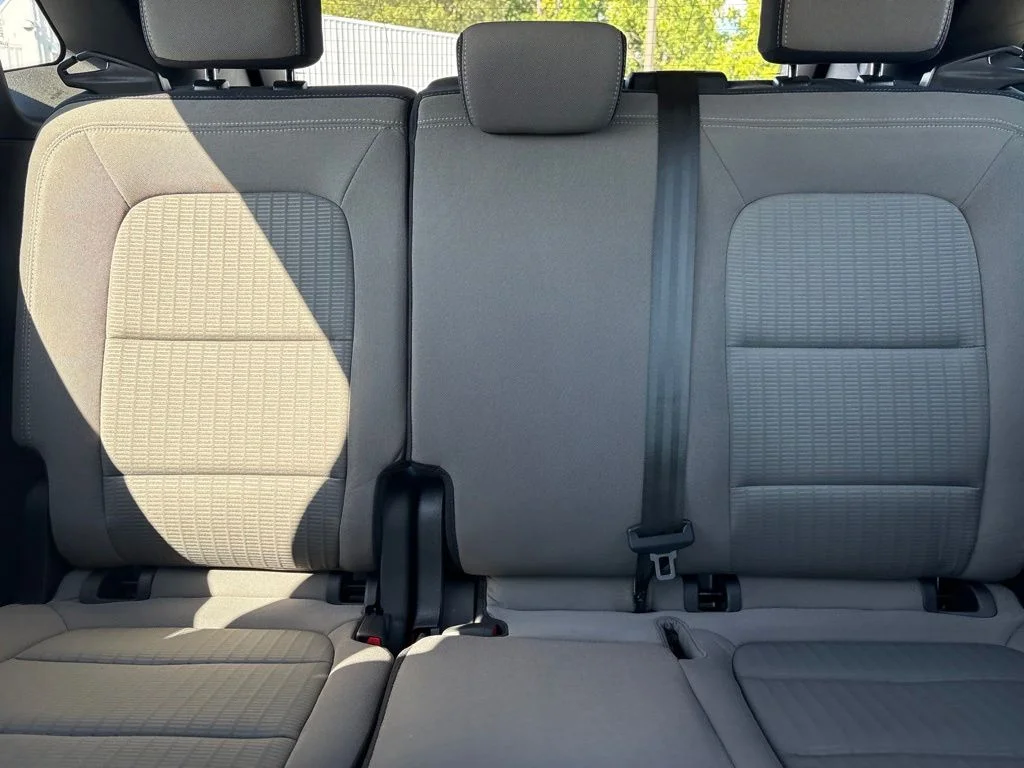 Used 2021 Blue Ford S image 19