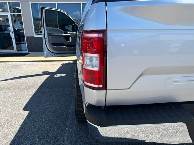 Used 2018 Silver Ford XLT image 6