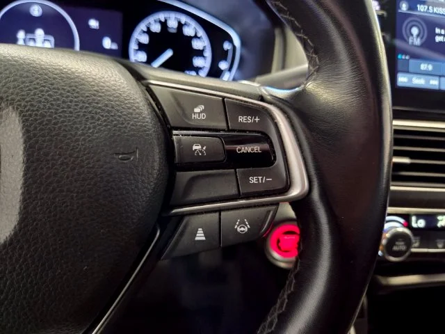 Used 2022  Honda Touring 2.0T image 23