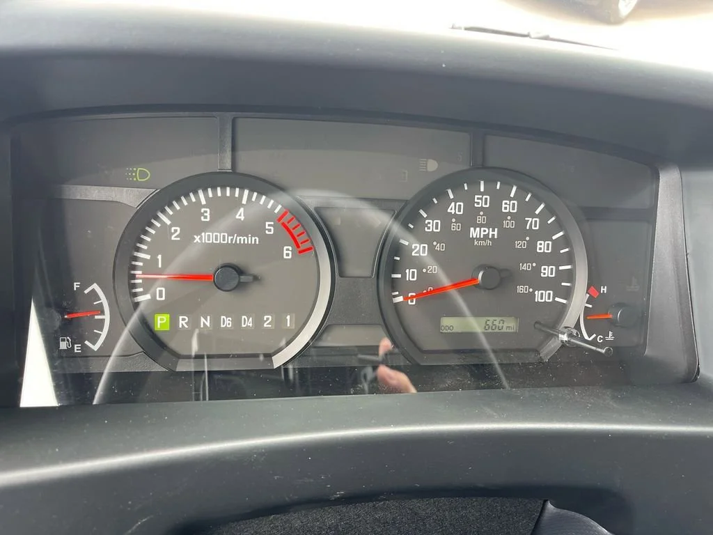 Used 2024 Arc White Chevrolet 1WT image 17