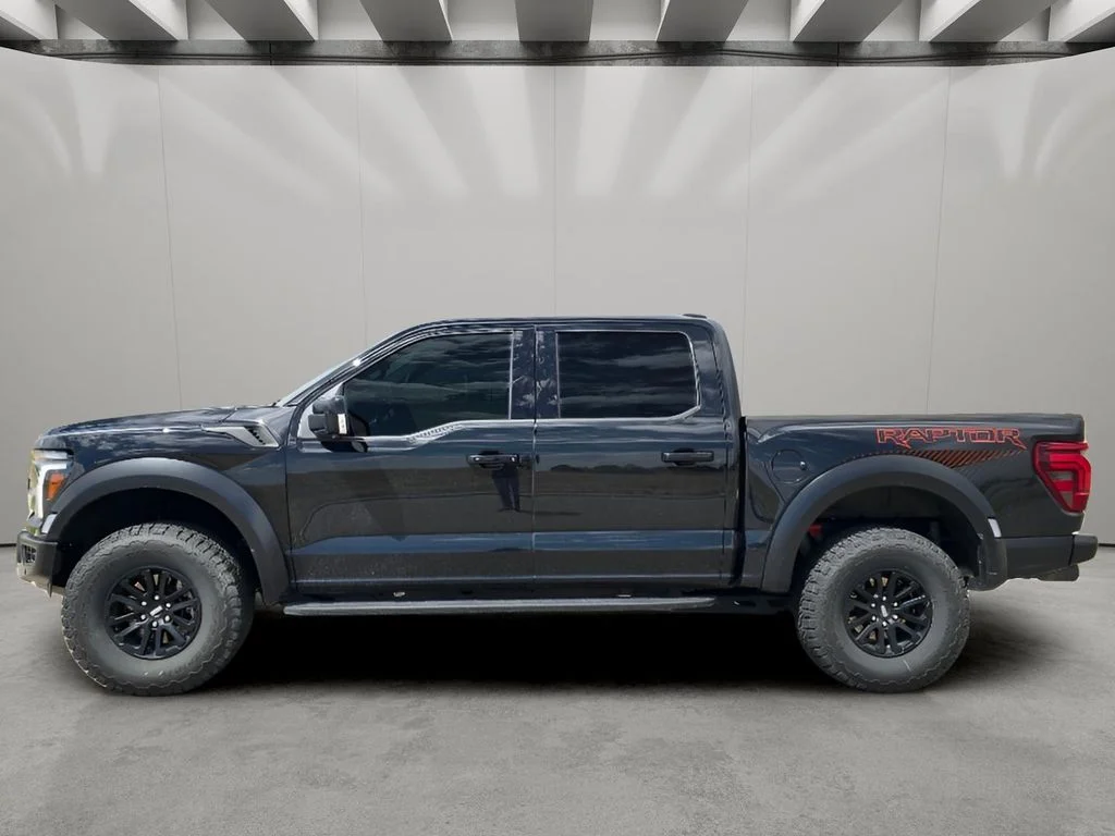 Used 2025 Agate Black Metallic Ford Raptor image 2