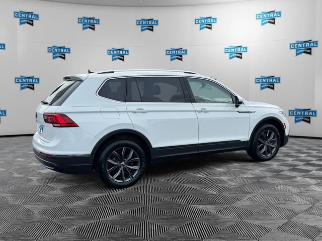 Certified Used 2022 White Volkswagen 2.0T SE image 5