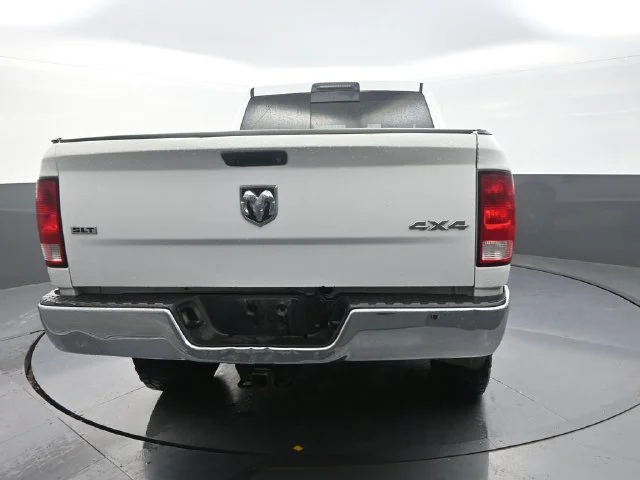 Used 2016 White Ram SLT image 8