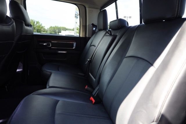 Used 2018 Black Ram Laramie image 32