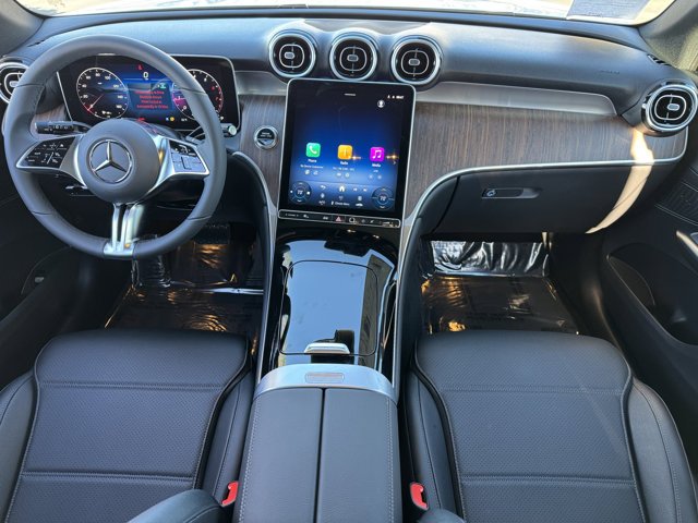 New 2026 Polar White Mercedes-Benz GLC 300 image 4