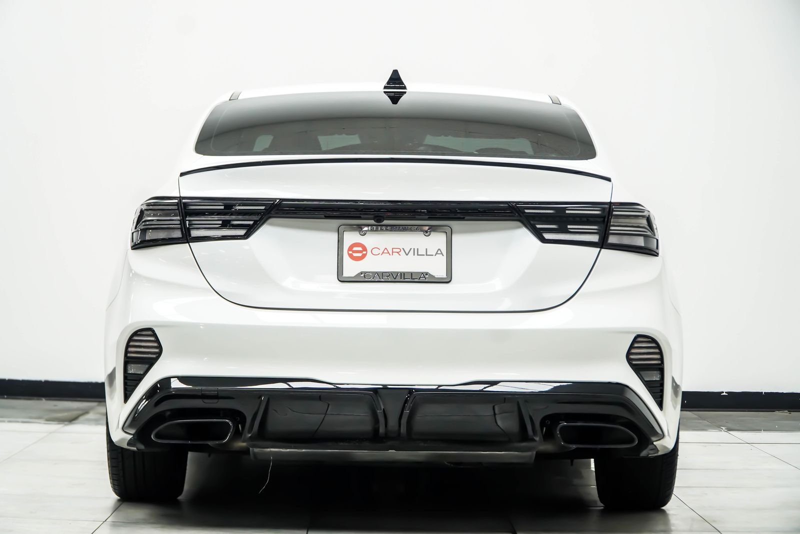 Used 2024 White Kia GT image 13