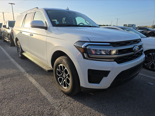 Used 2024 White Ford XLT image 1