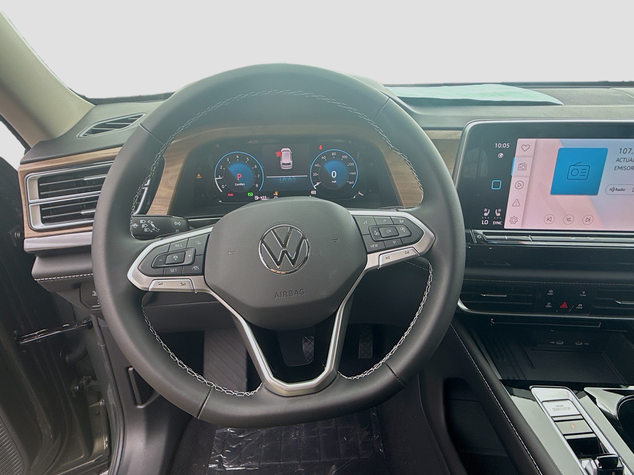 New 2026 Green Volkswagen 2.0T SE w/Technology image 10