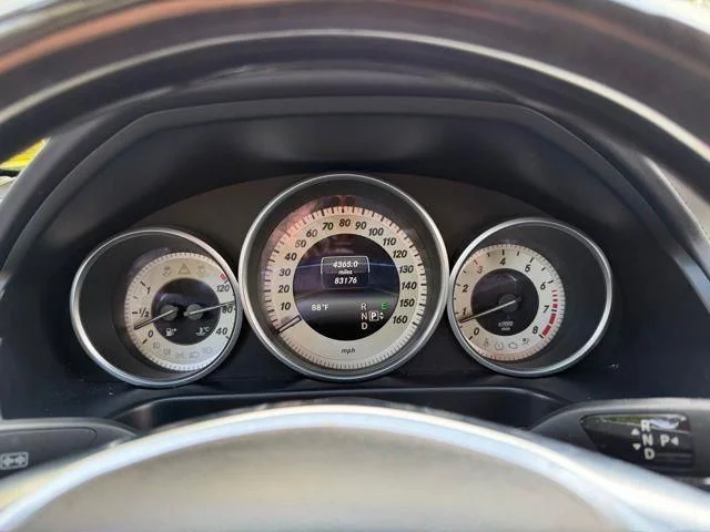 Used 2016 Black Mercedes-Benz E 400 image 23