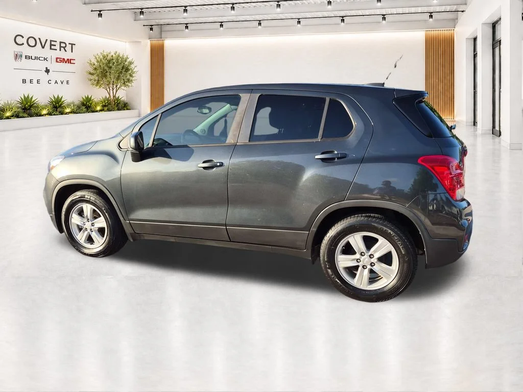 Used 2020 NIGHTFALL GRAY METALLIC Chevrolet LS image 8