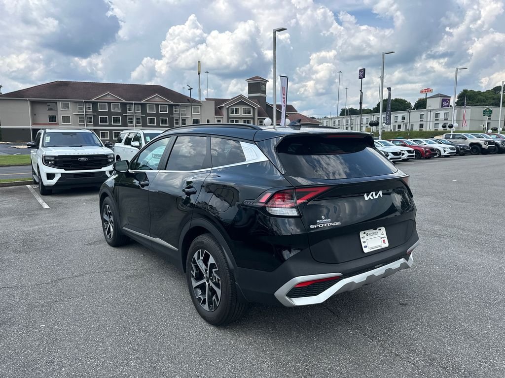 Used 2025 Black Kia EX image 5