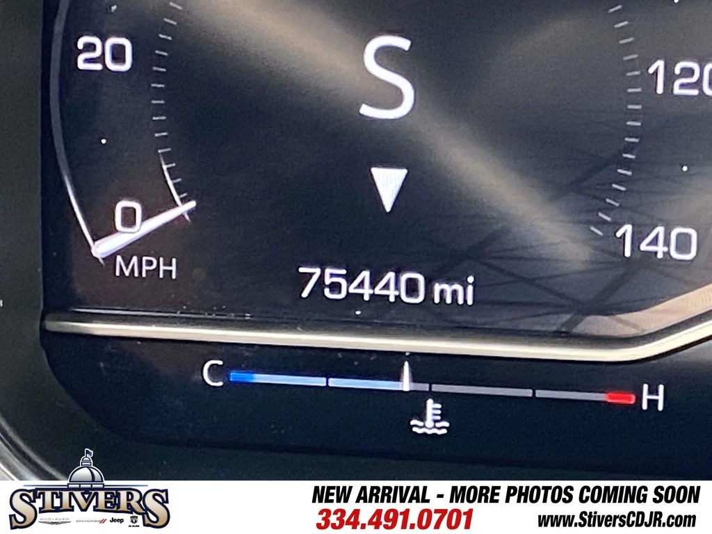 Used 2024 Brown GMC AT4 image 65