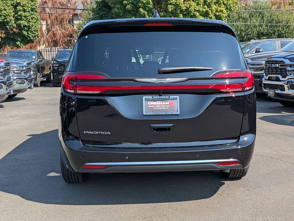 2026 Chrysler Pacifica Select - Photo 6