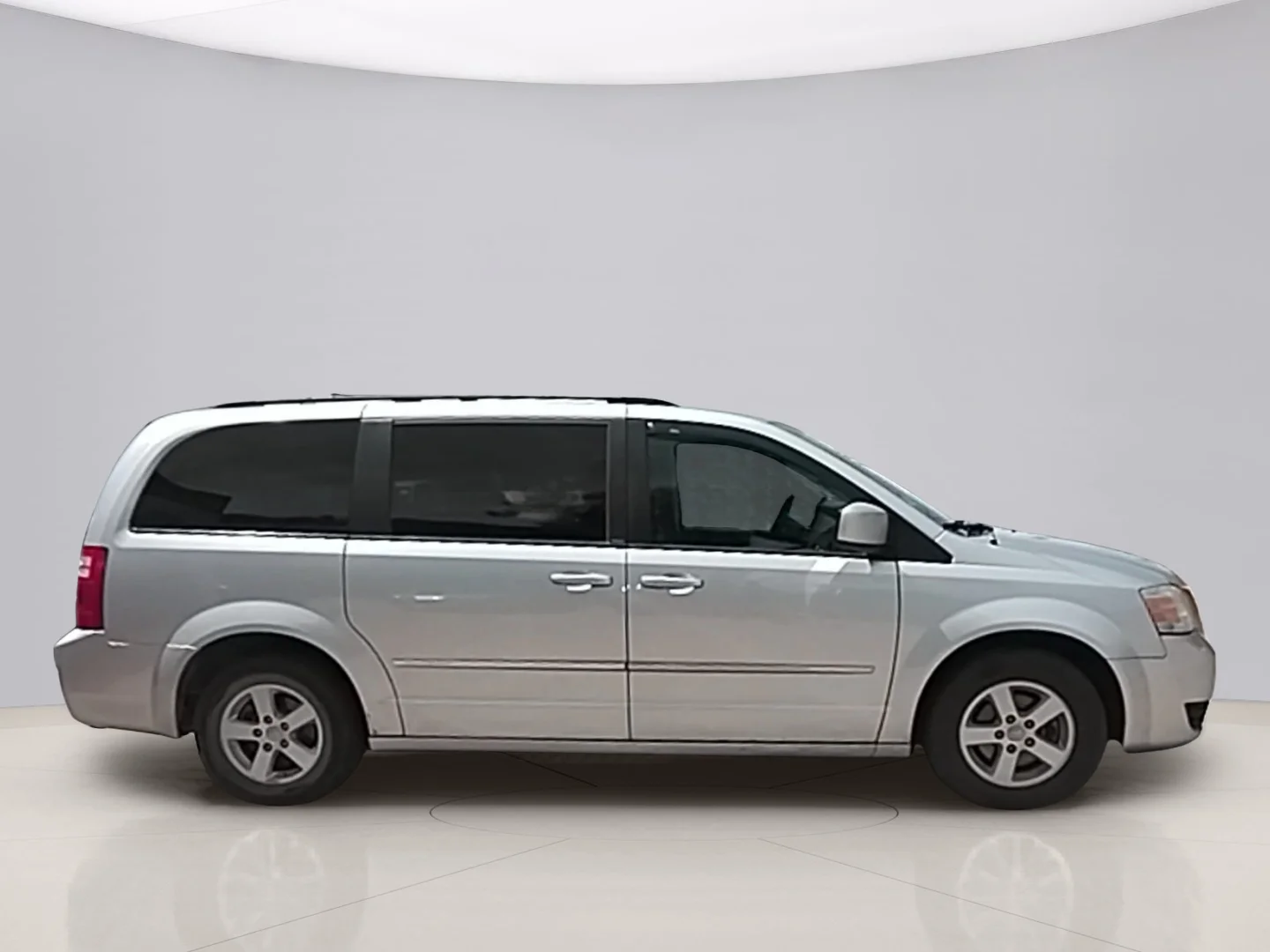 Used 2010 Silver Dodge SXT image 6
