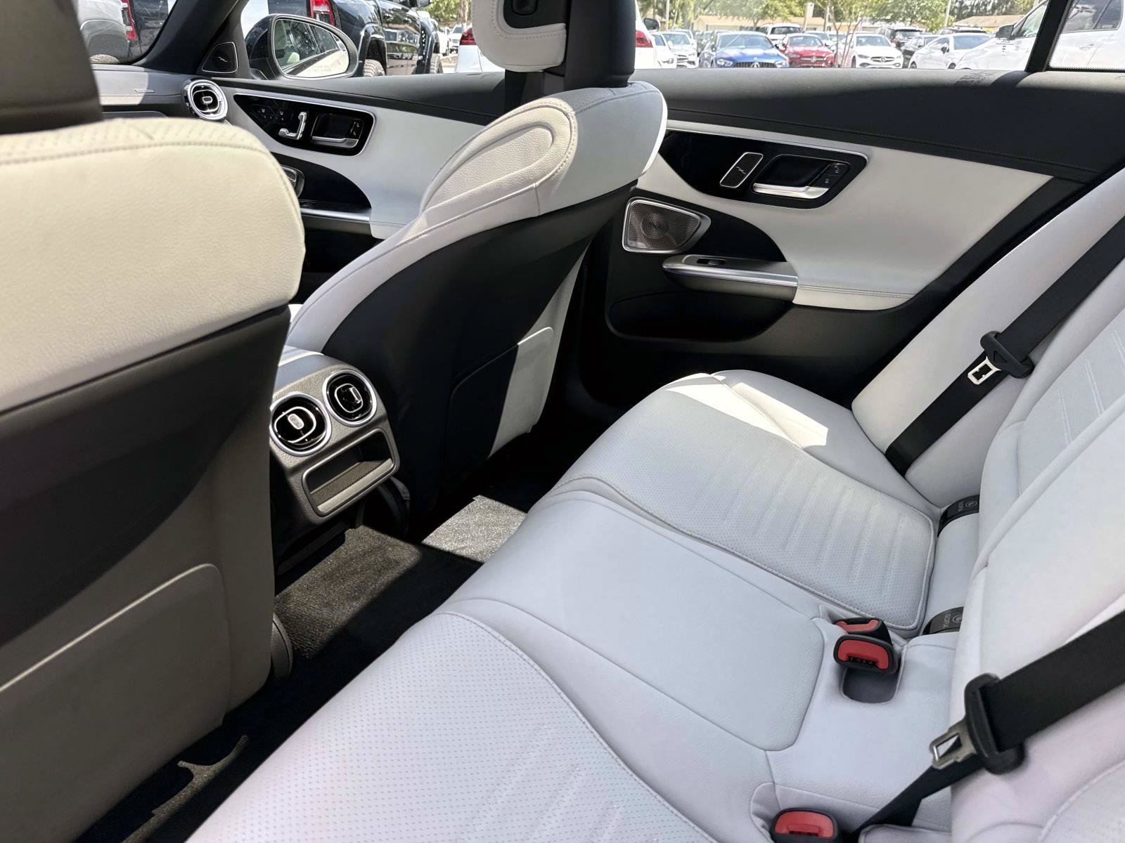 New 2026 Polar White Mercedes-Benz C 300 Sedan image 14