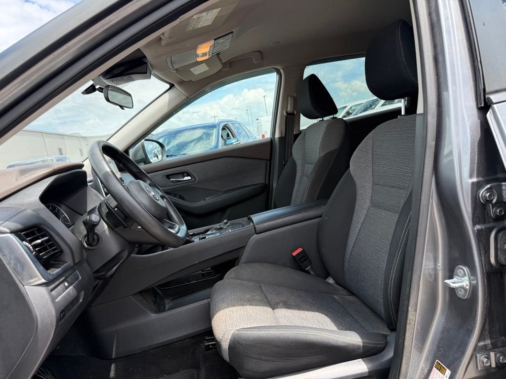 Certified Used 2022 Gray Nissan SV image 5