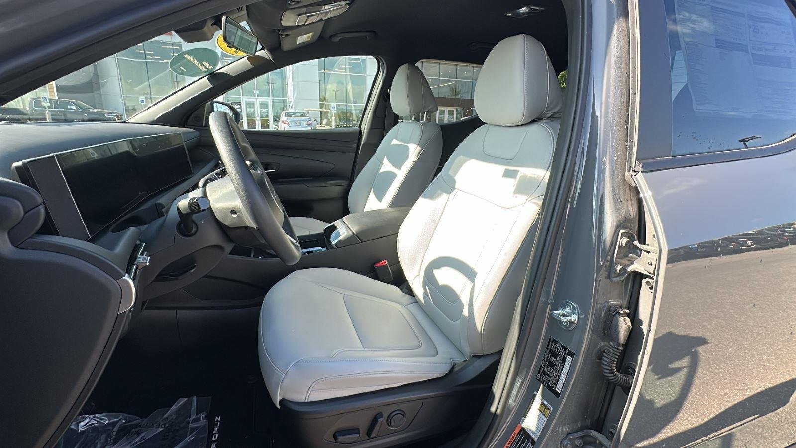 New 2026 Hampton Gray Hyundai SEL FWD image 10